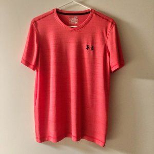 MEN'S UNDER ARMOUR HEAT GEAR V-NECK SHIRT (SM)